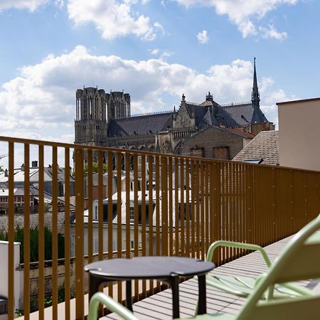 Les Suites 7 Anges - Parking, Vue Cathedrale & Centre Historique Реймс Экстерьер фото